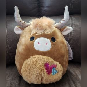 Squishmallows- Wilfred The Highland Cow 8" Valentine's 2023 Edition